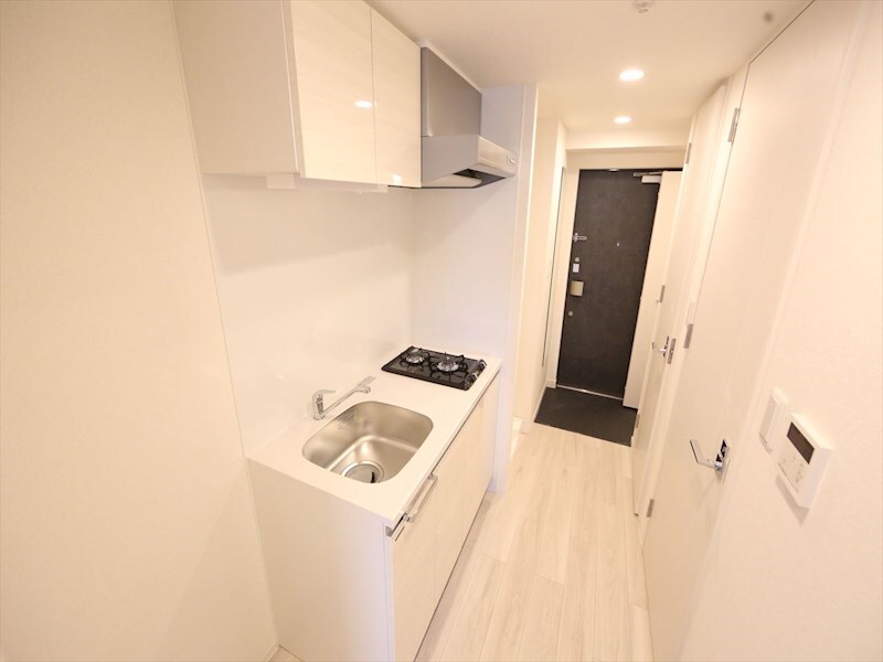 物件内観写真16　(システムキッチン（ガス2口コンロ付）)