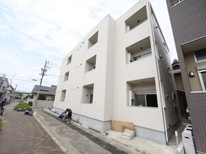 ハーモニーテラス高須賀町II外観写真