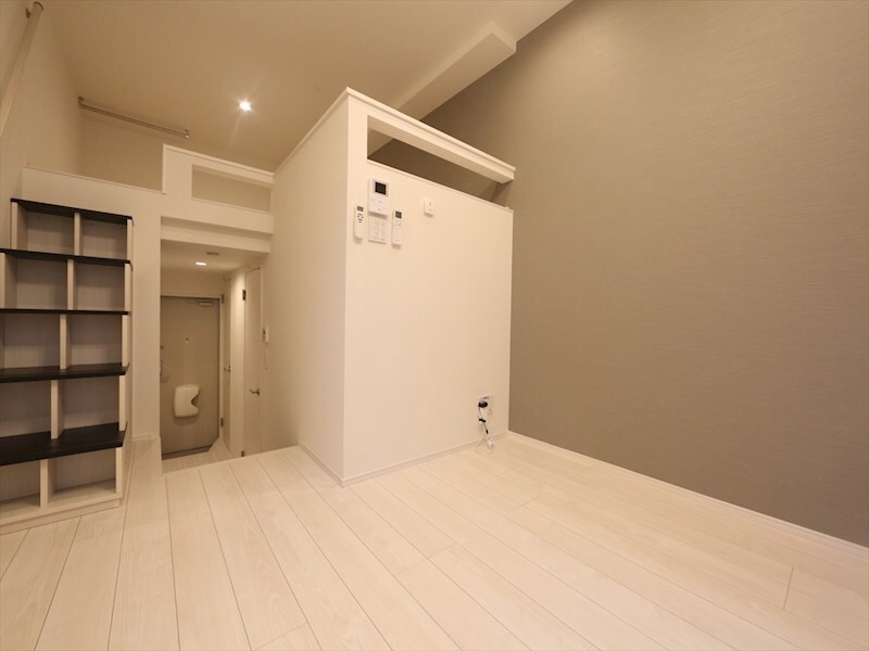 物件内観写真15　(洋室5.9帖　上段ロフト5.8帖（収納にも寝室にも使えます）)