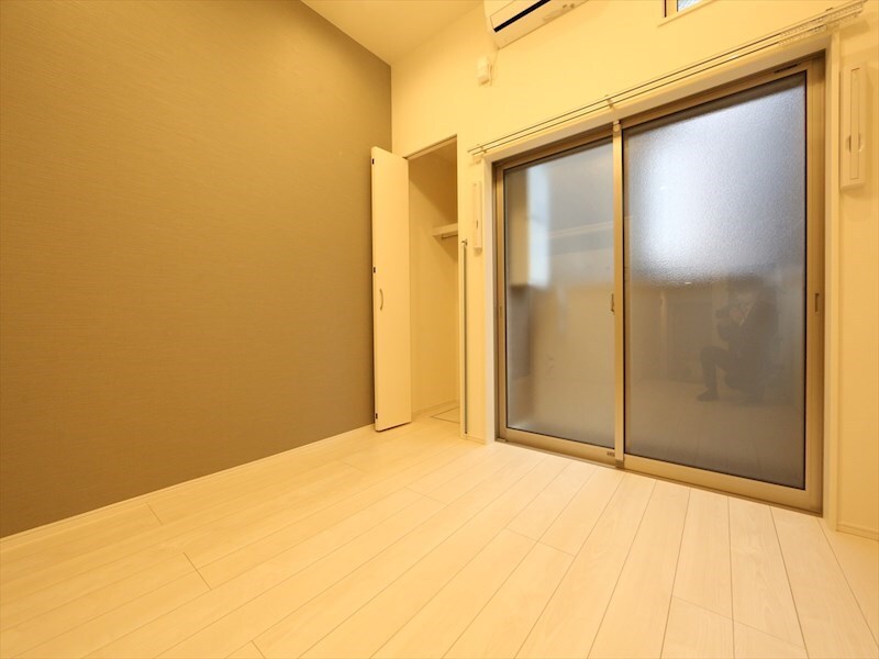 物件内観写真23　(洋室5.9帖　上段ロフト5.8帖（収納にも寝室にも使えます）)