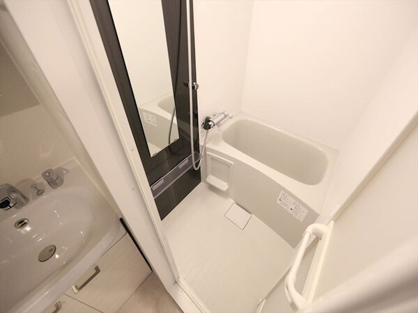 風呂画像(バスルーム　浴室暖房乾燥機付き)