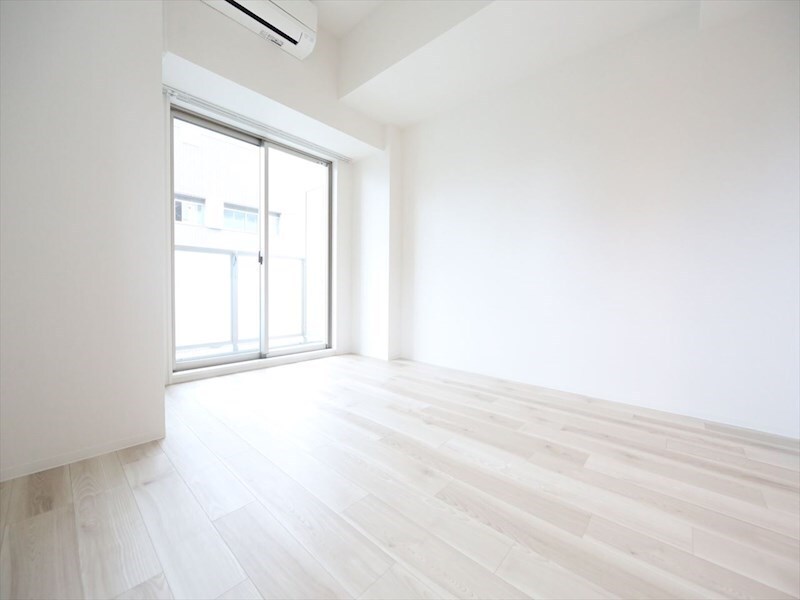 その他部屋・スペース(洋室8.1帖　エアコン完備　クローゼット付　バルコニー)