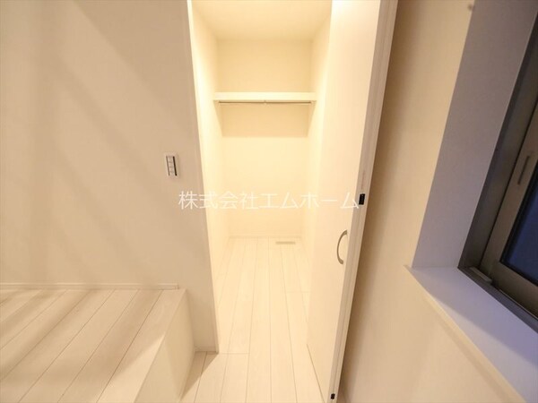 収納(ウォークインクローゼット（収納充実してます）)