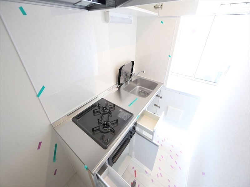 物件内観写真18　(システムキッチン（ガス2口コンロ・グリル付）)