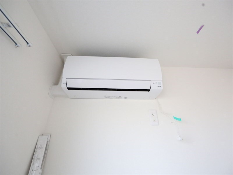 物件内観写真20　(各部屋にエアコン完備)