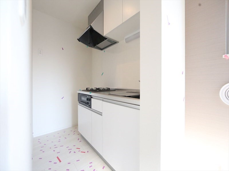 物件内観写真26　(システムキッチン（ガス2口コンロ・グリル付）)