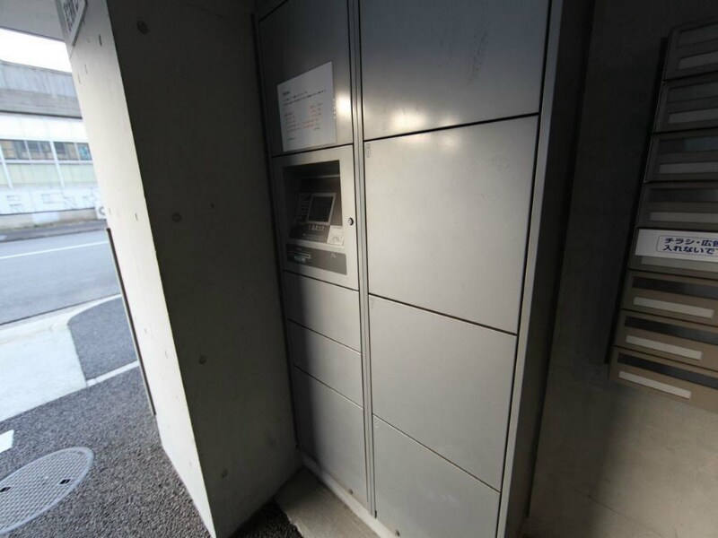 物件内観写真20　(宅配ＢＯＸ付　不在時に荷物を受け取ることができます)