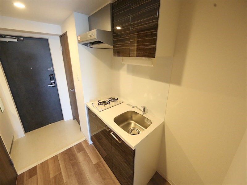 物件内観写真7　(システムキッチン（ガス2口コンロ付）)