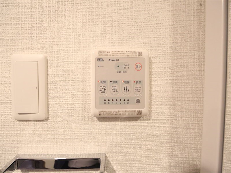 物件内観写真12　(浴室暖房乾燥機付き)