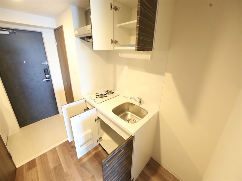 物件内観写真16　(システムキッチン（ガス2口コンロ付）)