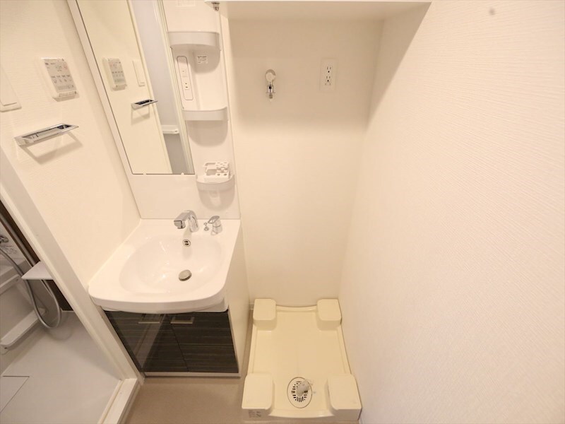 物件内観写真22　(脱衣所　室内洗濯機置き場)