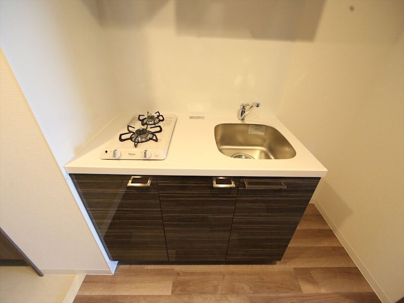 物件内観写真27　(システムキッチン（ガス2口コンロ付）)