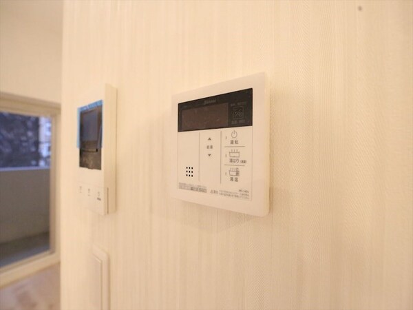 その他(給湯設備　温度調整が出来ます)