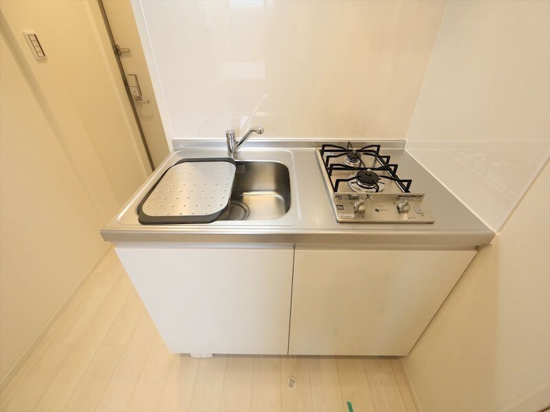 物件内観写真28　(システムキッチン（ガス2口コンロ付）　同仕様写真)