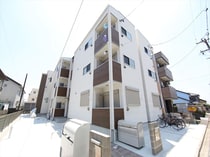 パインヒルズの外観写真