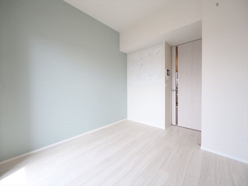 物件内観写真9　(洋室6.1帖　クローゼット付（収納充実してます）)