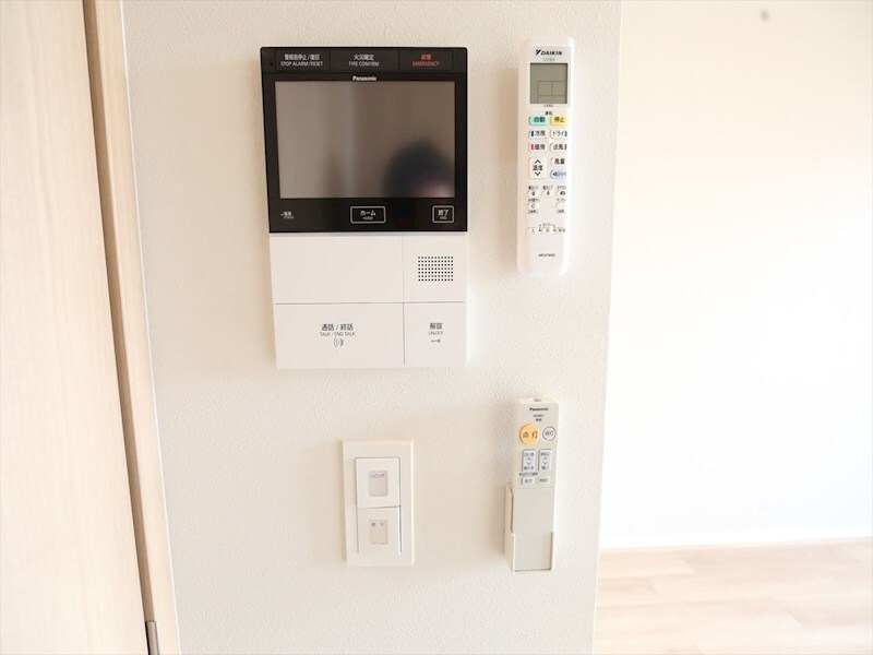 物件内観写真11　(ＴＶモニター付インターホン)