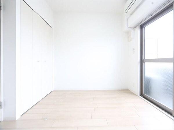 その他部屋・スペース(洋室6.1帖　クローゼット付　南面バルコニー)