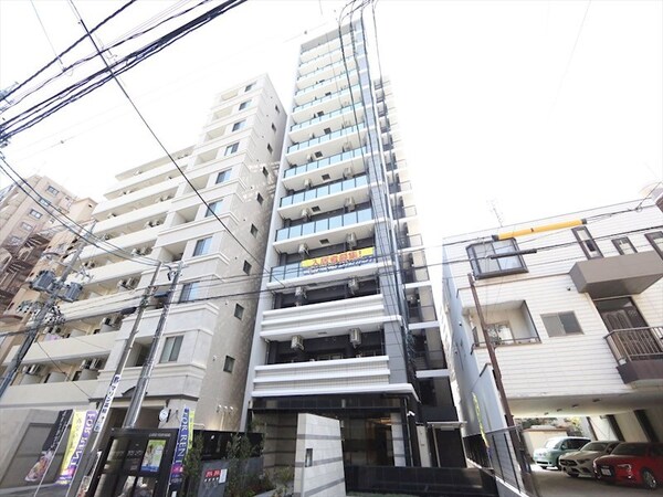 外観(外観　オートロック　宅配ＢＯＸ　防犯カメラ　分譲賃貸)