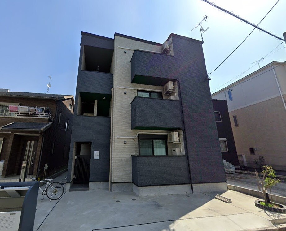 物件外観写真1　(外観　オートロック付　デザイナーズ　光インターネット無料)