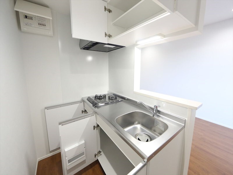 物件内観写真18　(システムキッチン（ガス2口コンロ付）カウンターキッチン)