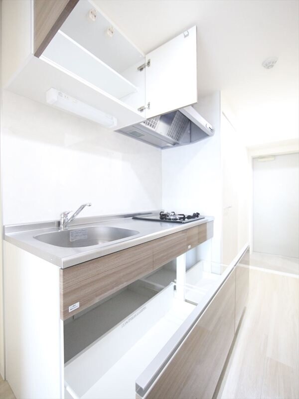 物件内観写真14　(システムキッチン（ガス2口コンロ付）)