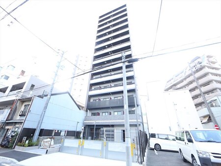 Ｓ－ＲＥＳＩＤＥＮＣＥ鶴舞駅前外観写真
