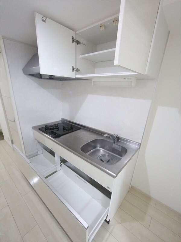 物件内観写真17　(システムキッチン（ガス2口コンロ）)