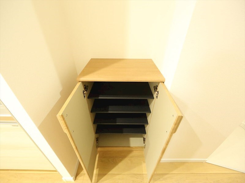 物件内観写真8　(玄関　シューズボックス付)