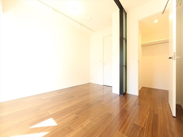 その他部屋・スペース(洋室2.4帖　ウォークインクローゼット付（収納充実してます）)