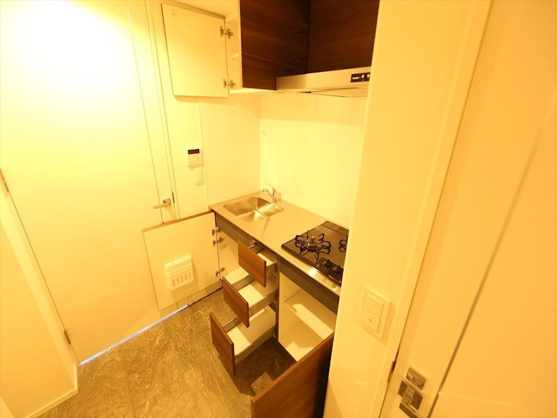 物件内観写真26　(システムキッチン（ガス2口コンロ付）)