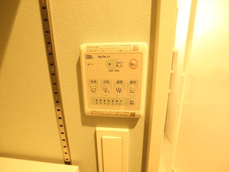 物件内観写真12　(浴室暖房乾燥機付き)