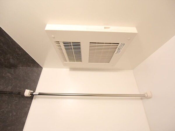 その他設備(浴室暖房乾燥機　同仕様写真)