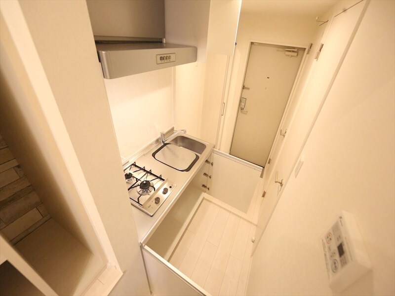 物件内観写真18　(システムキッチン（ガス2口コンロ付）　同仕様写真)