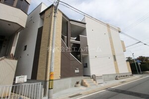 ラウレア平針外観写真