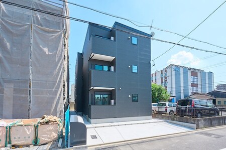 ＣＲＡＳＴＩＮＥ弥次ヱ町4丁目Ｃ棟外観写真