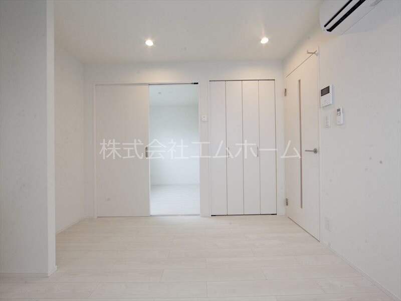 物件内観写真25　(ＤＫ6.3帖　洋室3.3帖とつなげても使えます　同型写真)