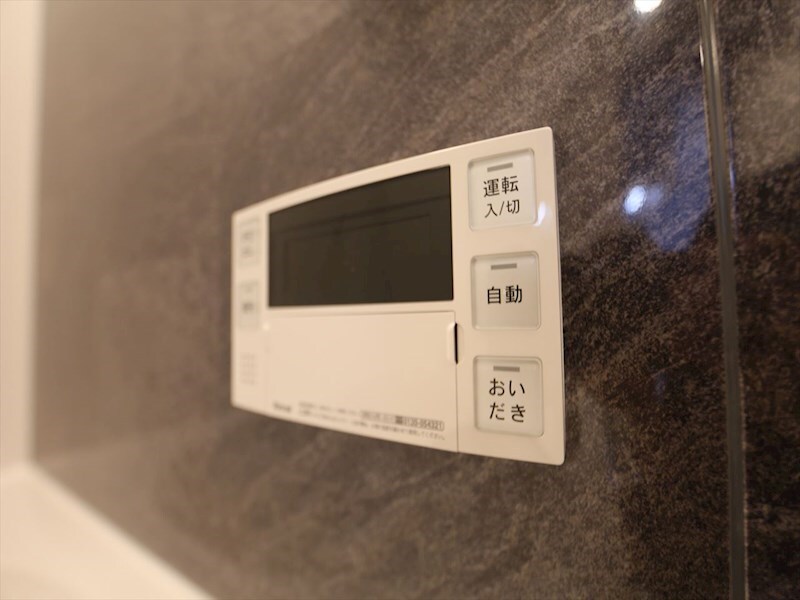 物件内観写真17　(給湯設備　追い焚き・オートバス機能完備)