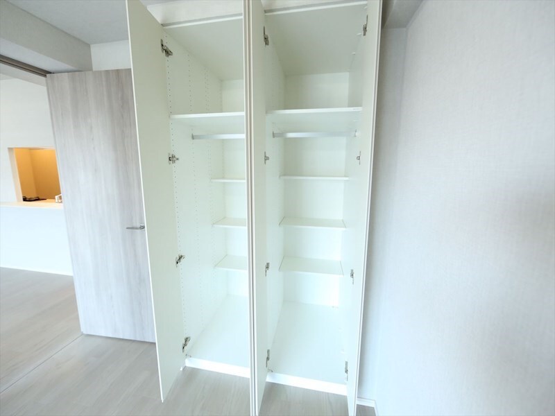 物件内観写真22　(クローゼット（収納充実してます）)