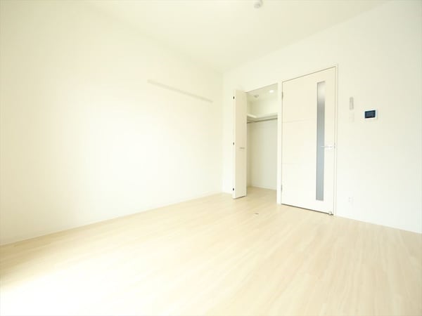 その他部屋・スペース(洋室7.4帖　ウォークインクローゼット付（収納充実してます）)