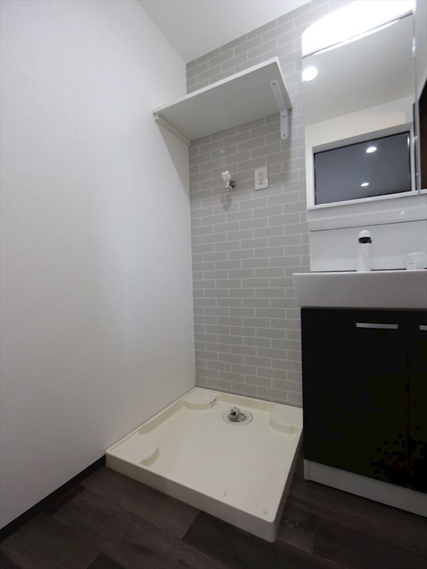 物件内観写真12　(室内洗濯機置場)