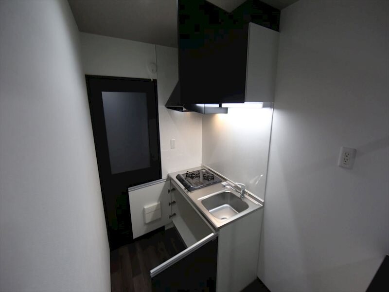 物件内観写真17　(システムキッチン（ガス2口コンロ）)