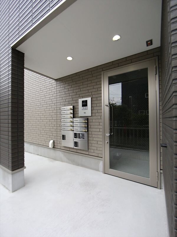 物件内観写真30　(オートロック　宅配BOX　メールBOX)