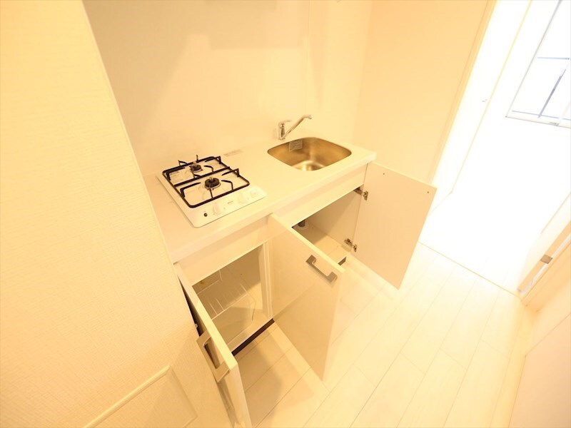 物件内観写真24　(システムキッチン（ガス2口コンロ付）)