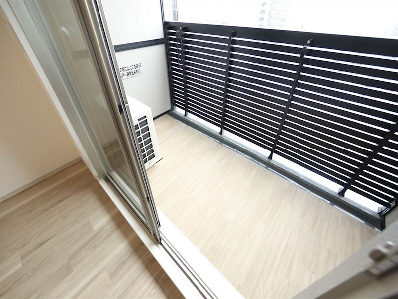 物件内観写真23　(バルコニー　同仕様写真)