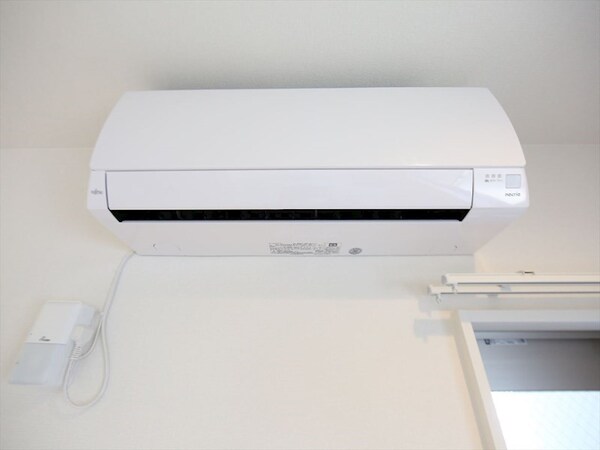 その他設備(各部屋にエアコン完備　同仕様写真)