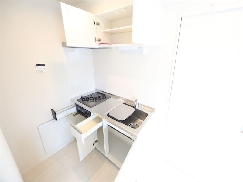 物件内観写真18　(システムキッチン（ガス2口コンロ・グリル付）　同仕様写真)
