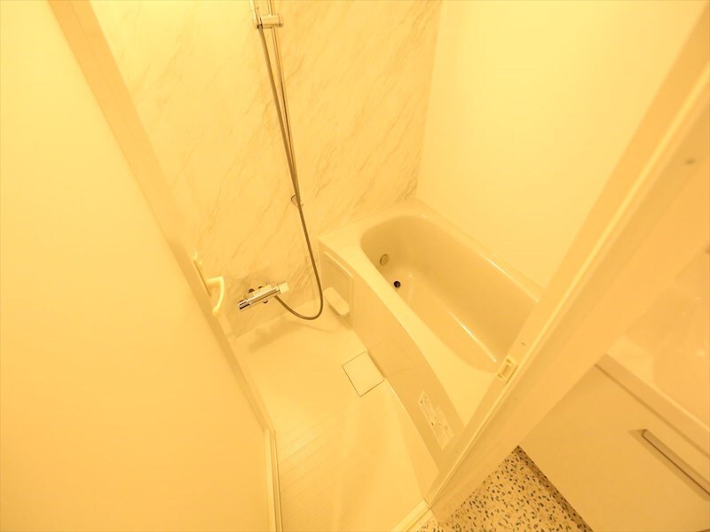 物件内観写真4　(浴室暖房乾燥機付　追い焚き・オートバス機能付お風呂)