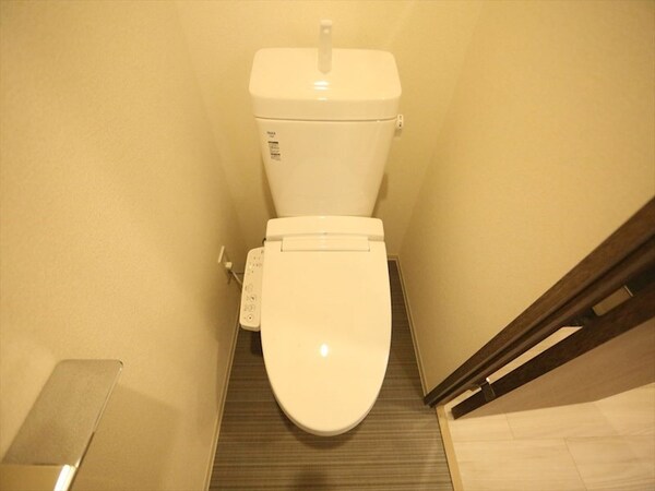 トイレ(温水洗浄暖房便座付トイレ　同仕様写真)