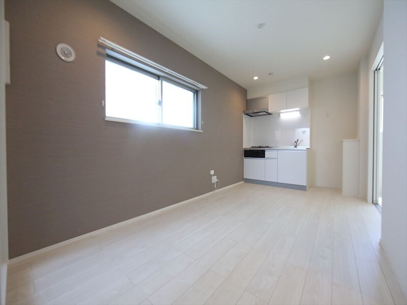 物件内観写真10　(ＬＤＫ8.3帖　システムキッチン　エアコン完備　同仕様写真)